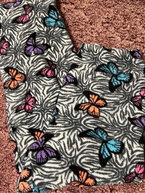 Butterfly Print Cozy Leggings - Multicolor Butterflies on Gray